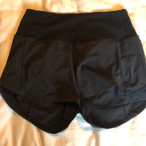 Lulu lemon speed-up high rise shorts
